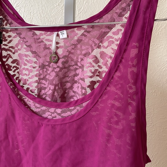 Robin K designer cuter double layered tank top - Picture 3 of 7